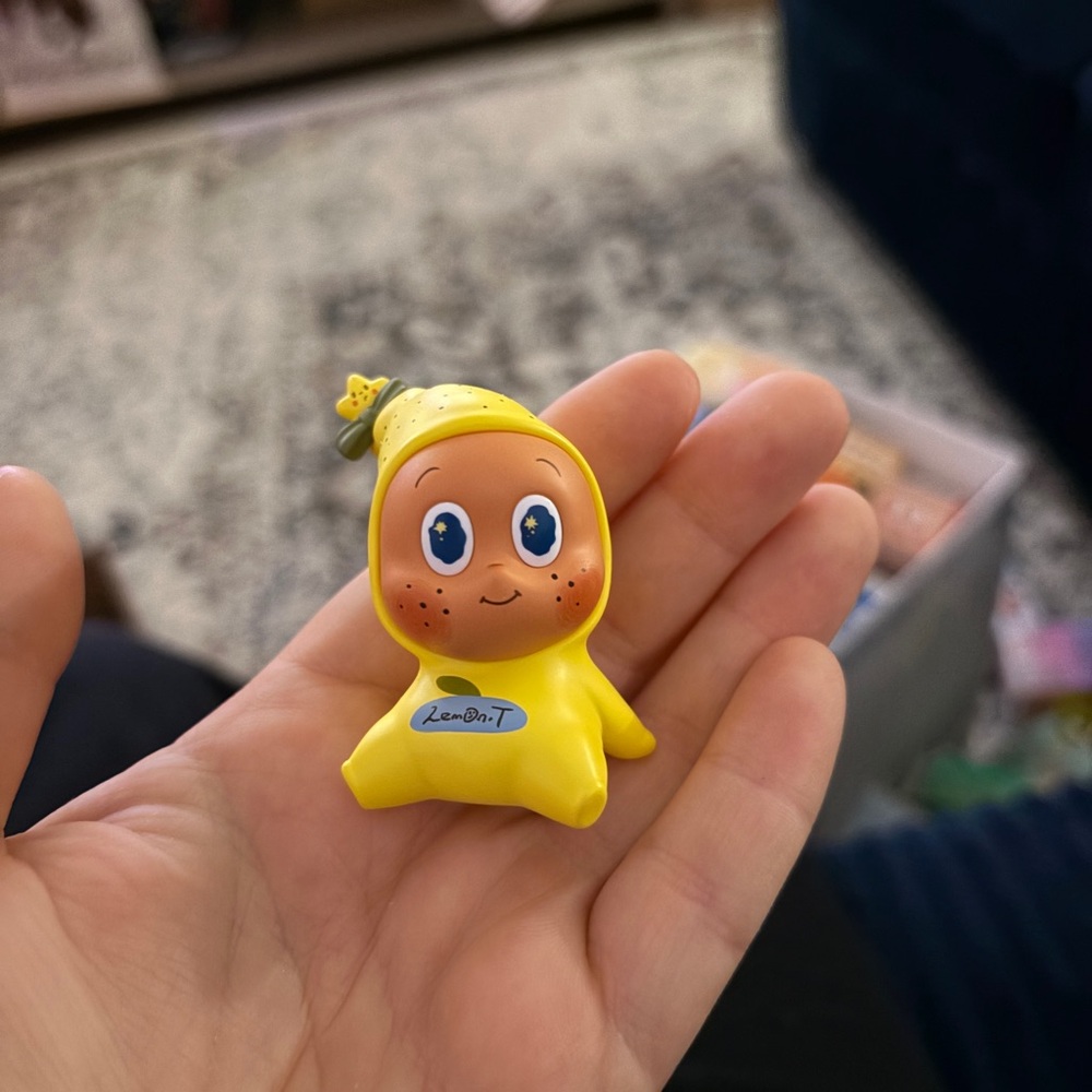POPMART Twinkle Twinkle Create Your Taste- blue series- Lemon- SECRET